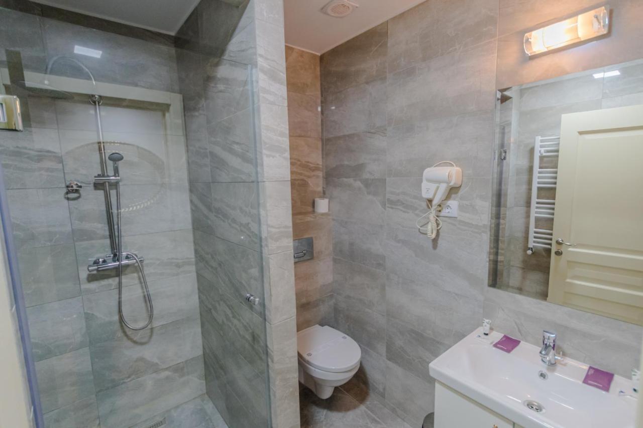 Fălticeni Hostel Parc מראה חיצוני תמונה